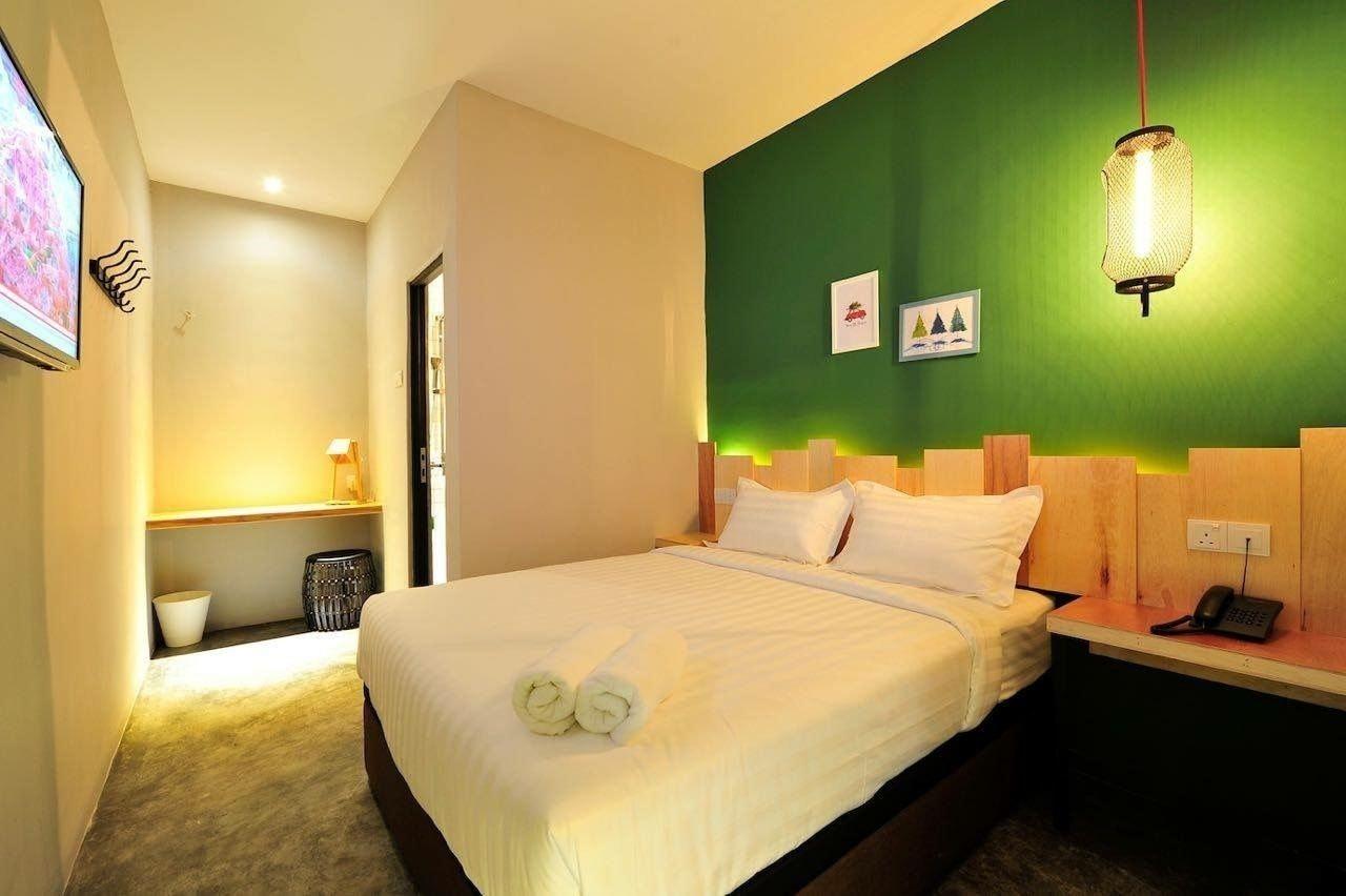 Finess Basic Hotel Malacca Esterno foto