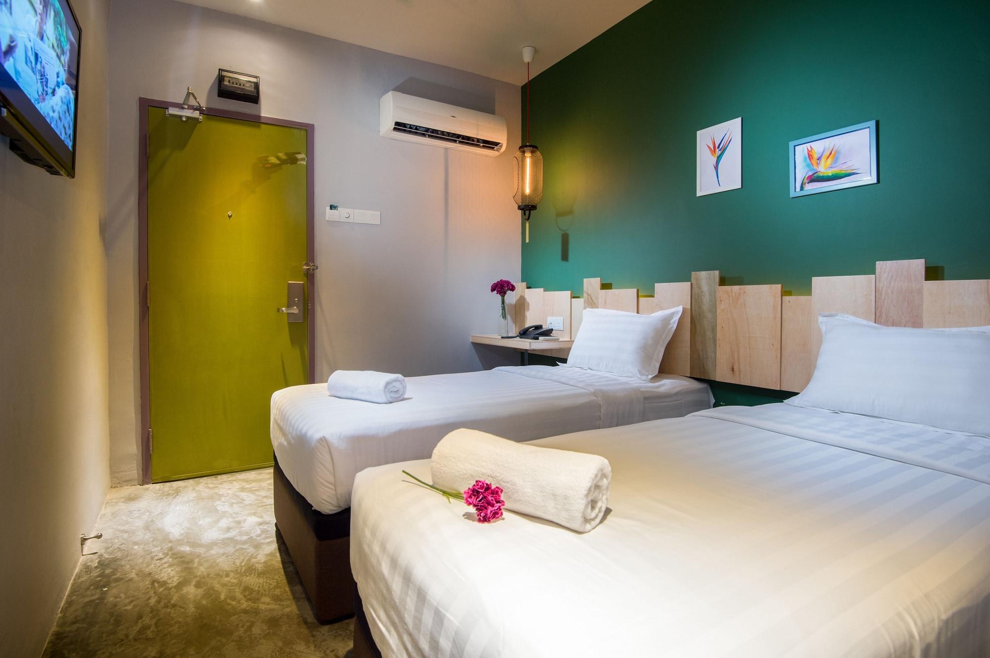 Finess Basic Hotel Malacca Esterno foto