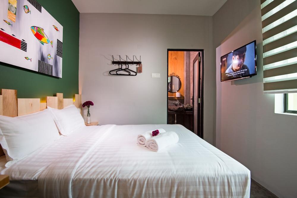 Finess Basic Hotel Malacca Esterno foto