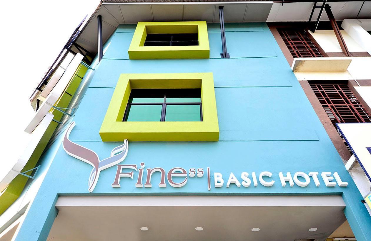 Finess Basic Hotel Malacca Esterno foto