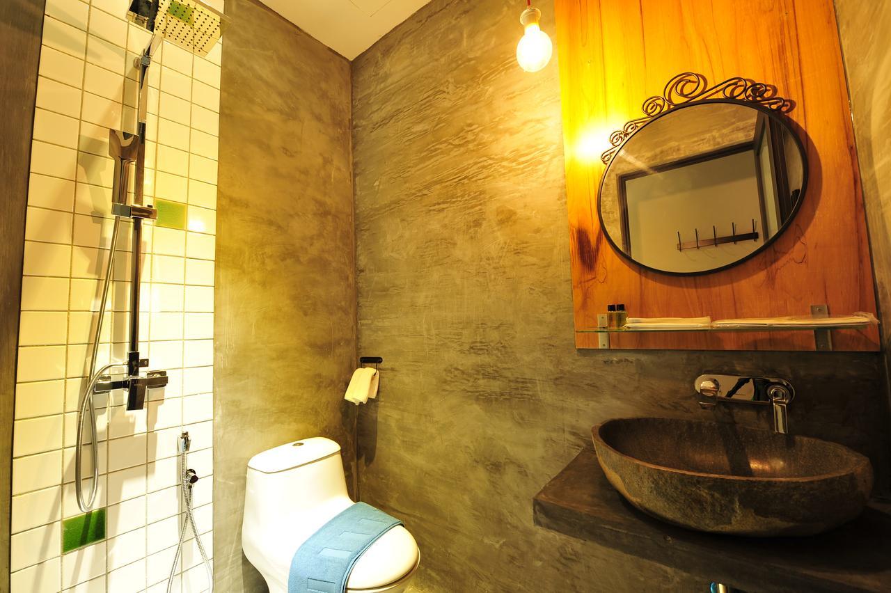 Finess Basic Hotel Malacca Esterno foto
