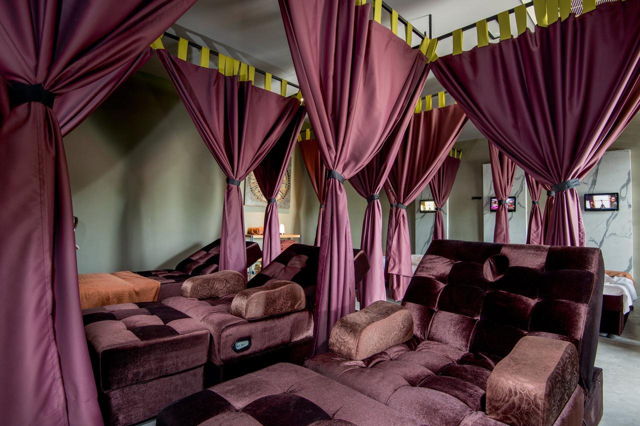 Finess Basic Hotel Malacca Esterno foto